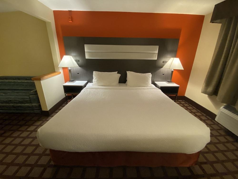 Americinn By Wyndham Hudson Esterno foto