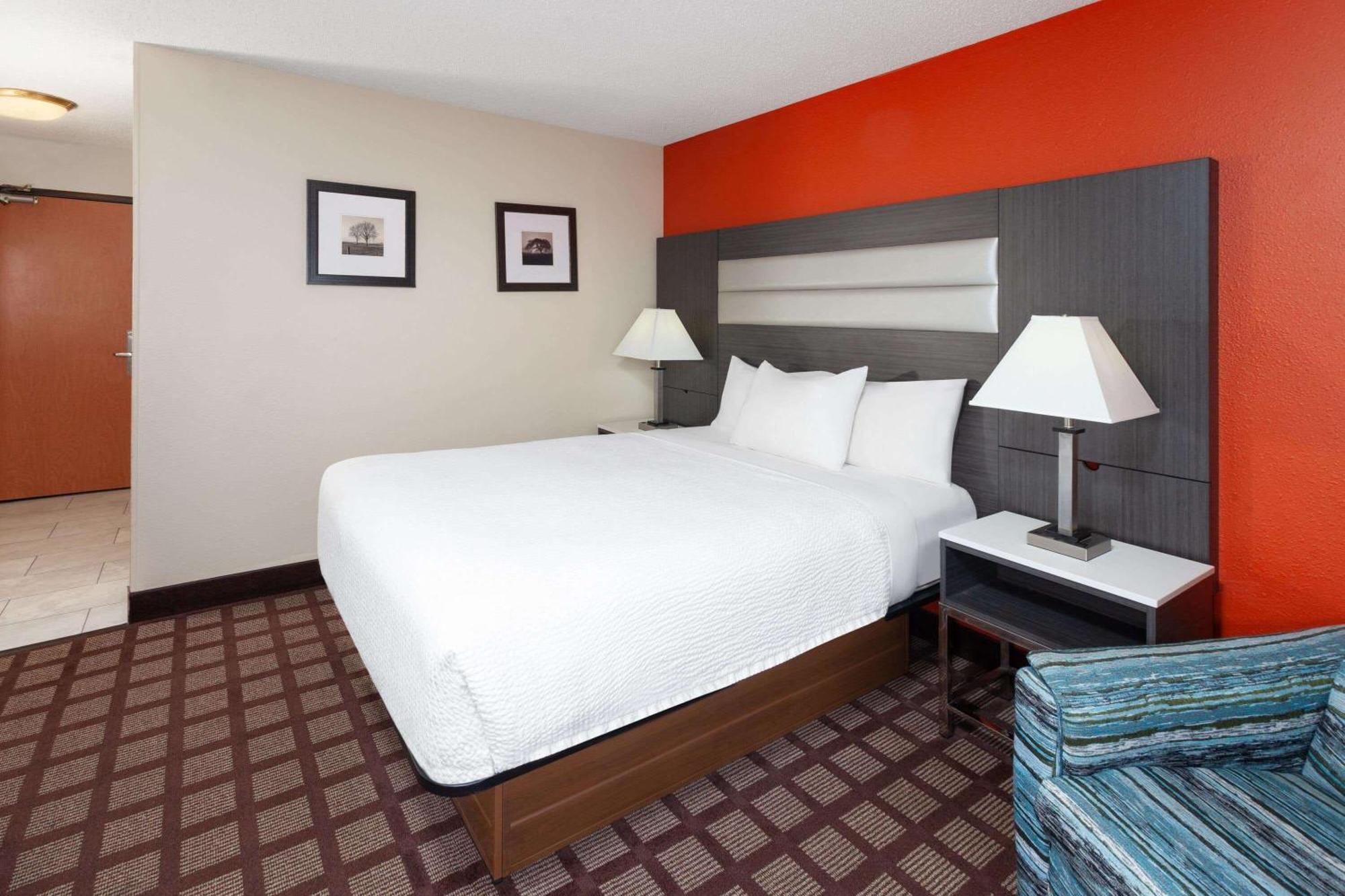 Americinn By Wyndham Hudson Esterno foto