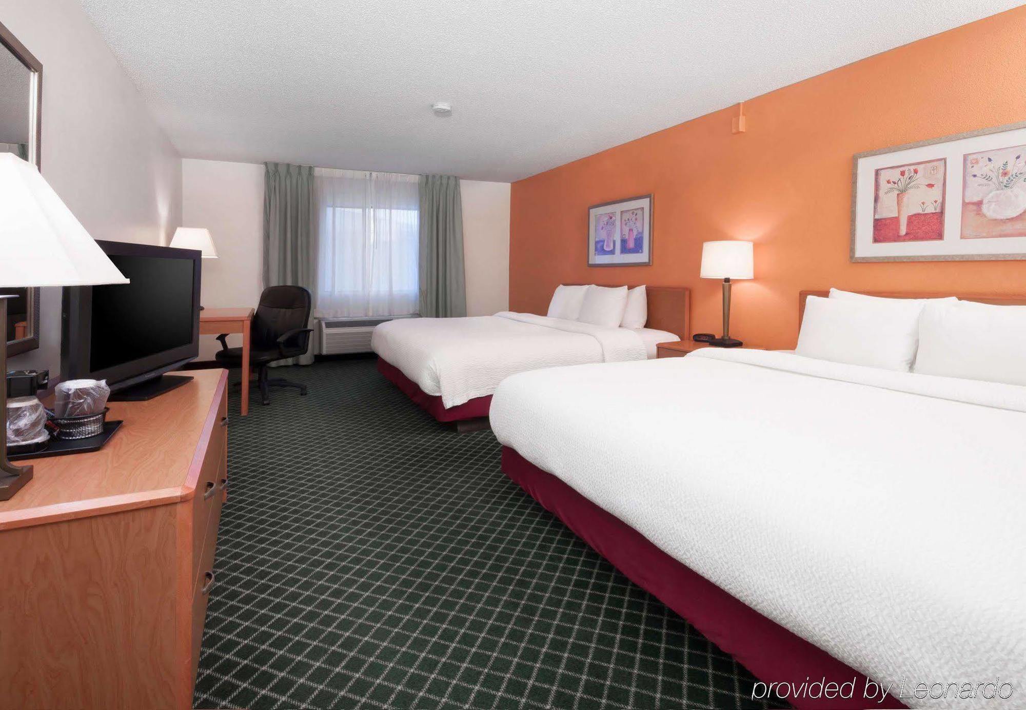 Americinn By Wyndham Hudson Esterno foto