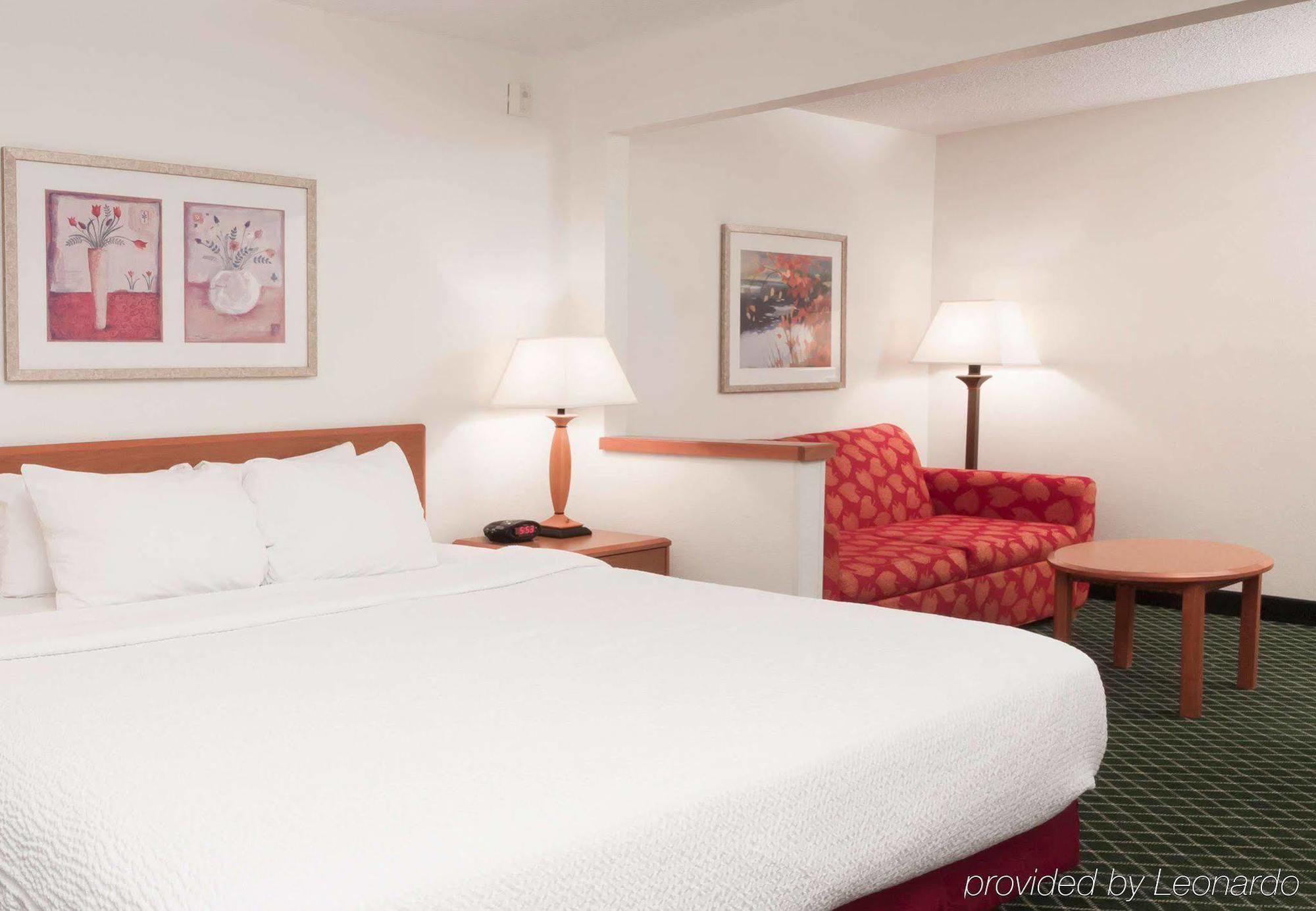 Americinn By Wyndham Hudson Esterno foto
